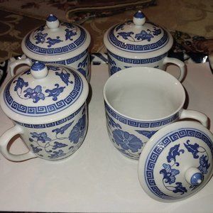 4 pc Blue & White Mug Set